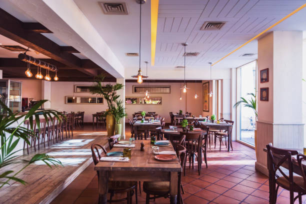 Dubai fine dining – luxury restaurants with gourmet cuisine and skyline views